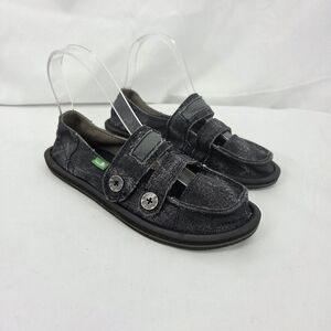 Sanuk Black double strap slip on shoes sz 5